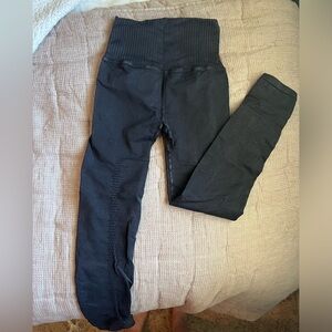 FP Movement Good Karma leggings (washed black, xs/s)